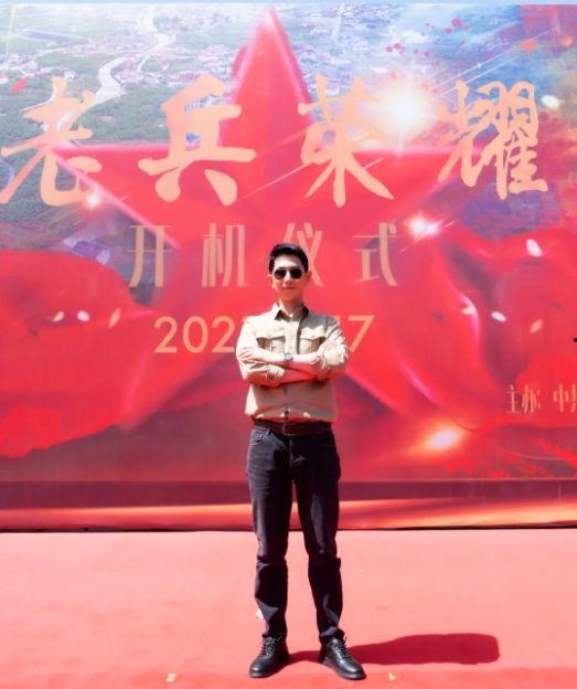 窦骁陈都灵最新爆料新闻,甜蜜互动引网友热议